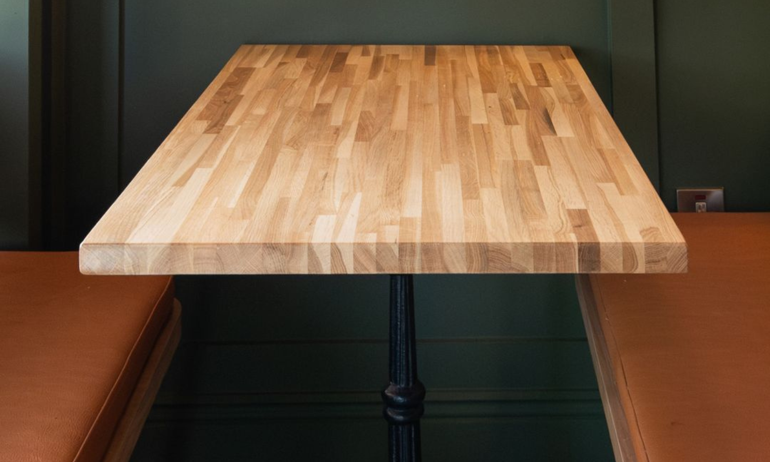 Juniors Restaurant Ireland I Studio Forja I Restaurant Concept Design